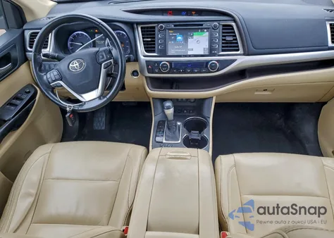 2018 Toyota Highlander Se из США, поврежденный, VIN 5TDJZRFH4JS808426